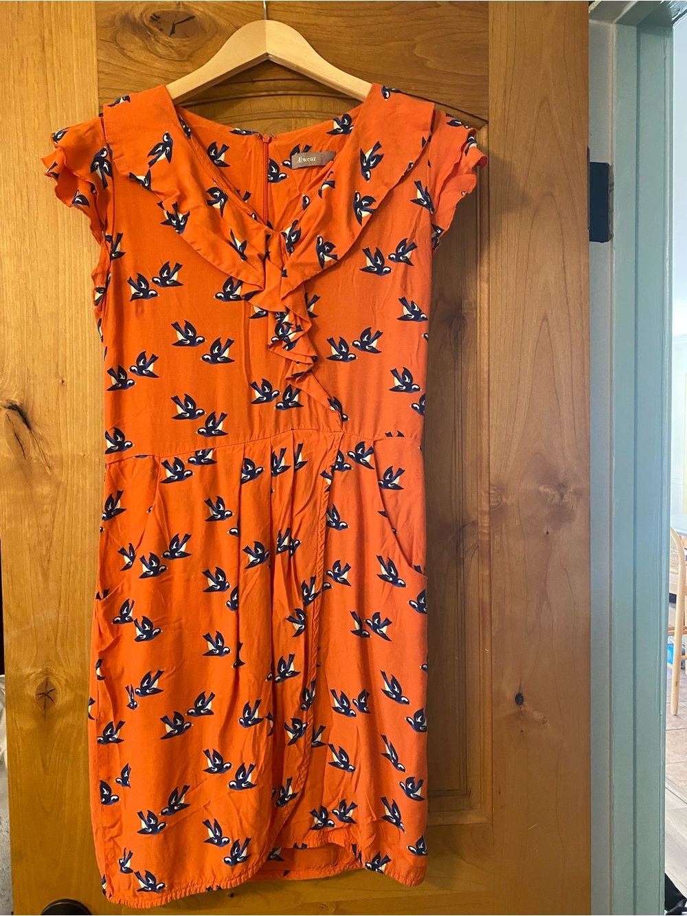 A|Wear Irish Brand RARE Orange Ruffle-Front Women’s Dress with Bird Print